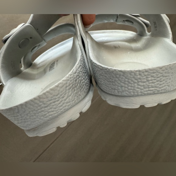Birkenstock Arizona EVA silver size 8 excellent condition - Picture 7 of 7